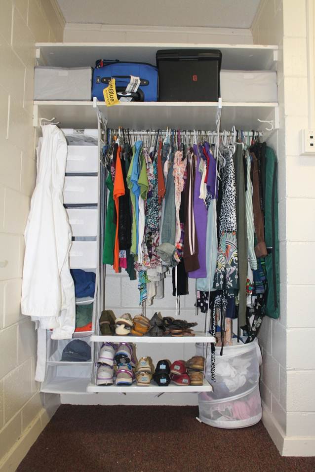 10 Ways to Fit More in Your Tiny Dorm Closet ⋆ College Magazine