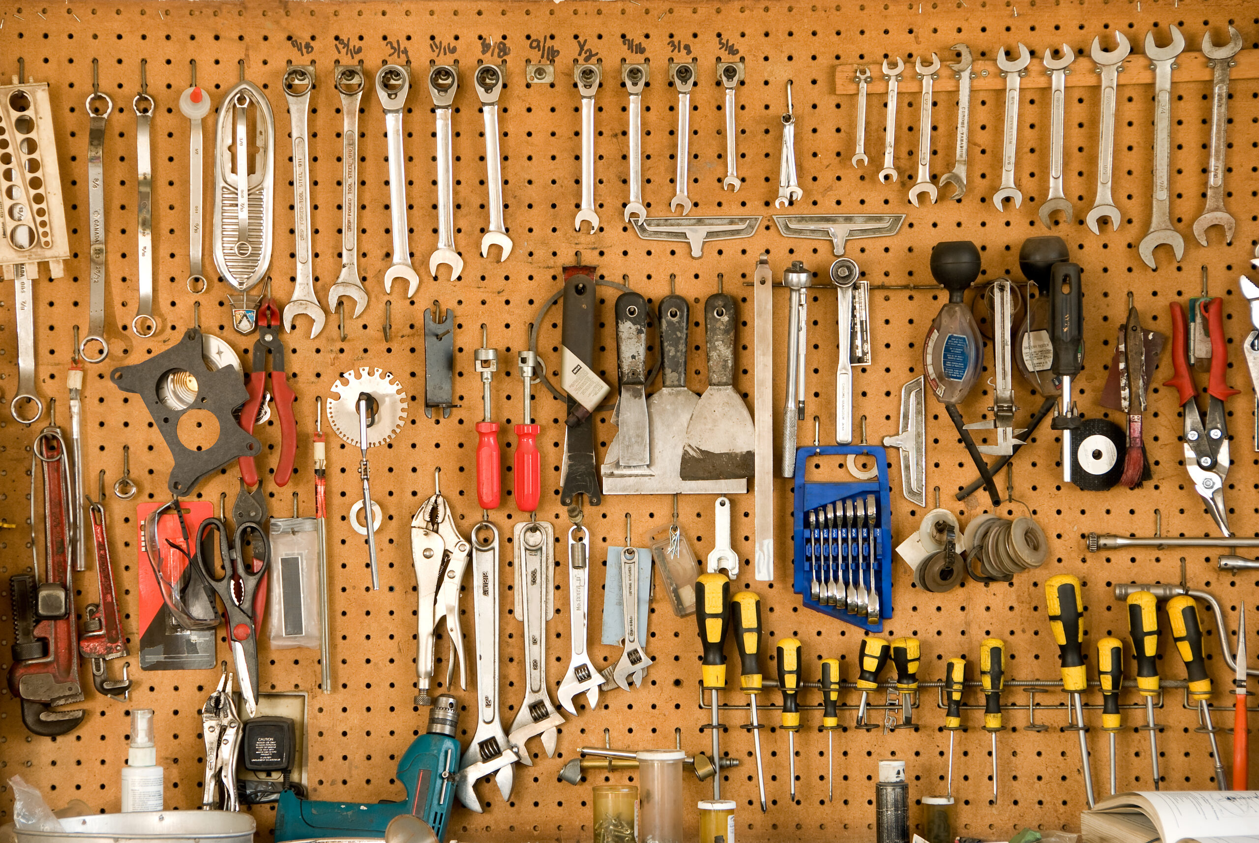 5 Tool Storage Ideas to Organize Your Workspace