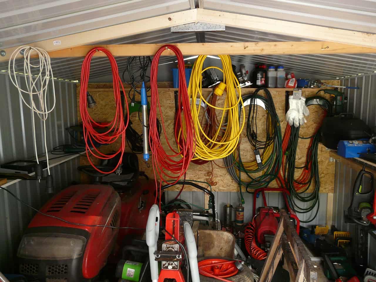 Four Tips to Help You Organize Your Shed or Garage